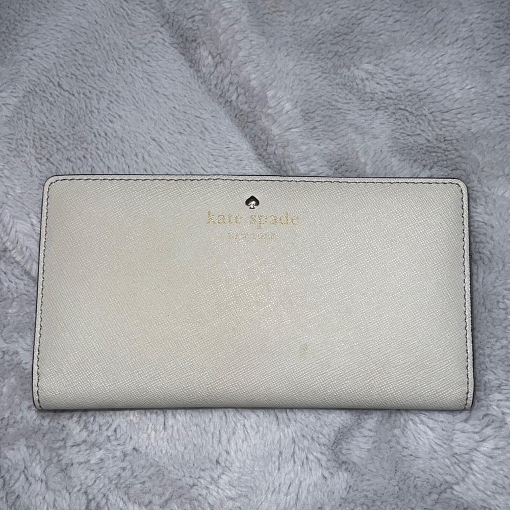 Light grey Kate Spade wallet